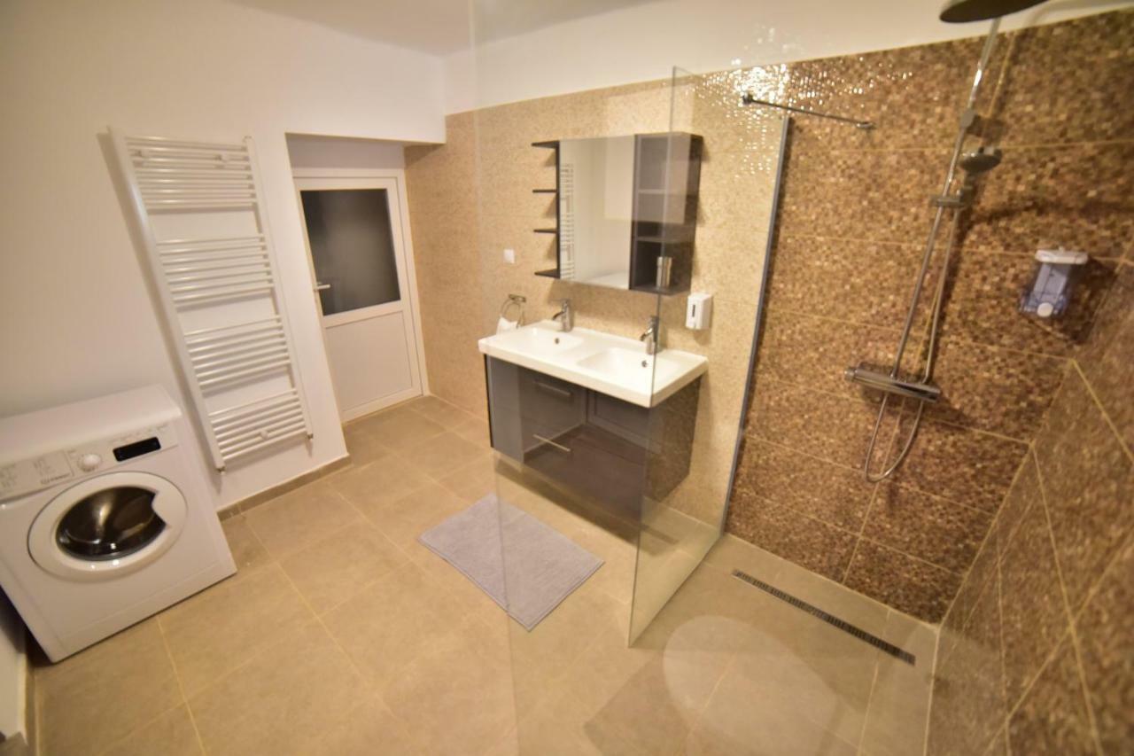 Casa Soare - Ultracentral Guesthouse Сибиу Экстерьер фото