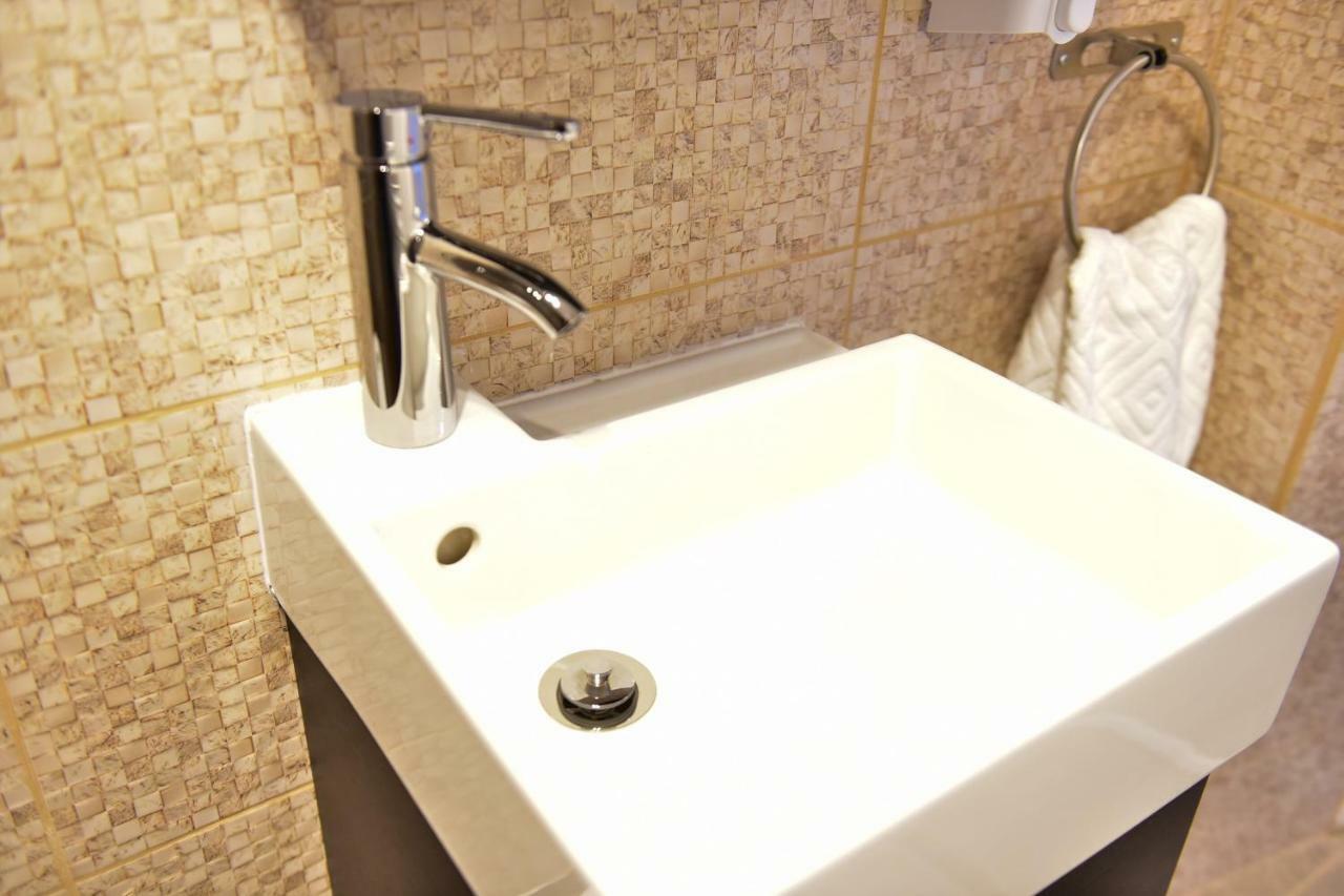 Casa Soare - Ultracentral Guesthouse Сибиу Экстерьер фото